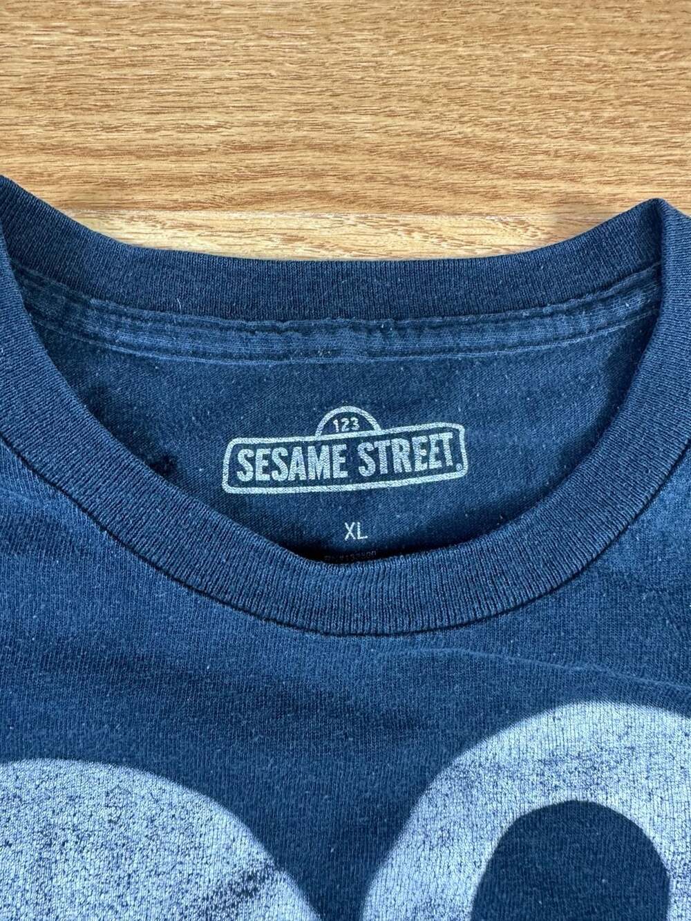 Sesame Street Cookie Monster Big Face Graphic Dark Blue T-Shirt Size XL - Picture 2 of 11